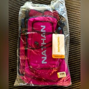 Nathan QuickStart 2.0 hydration pack- brand new! NWT